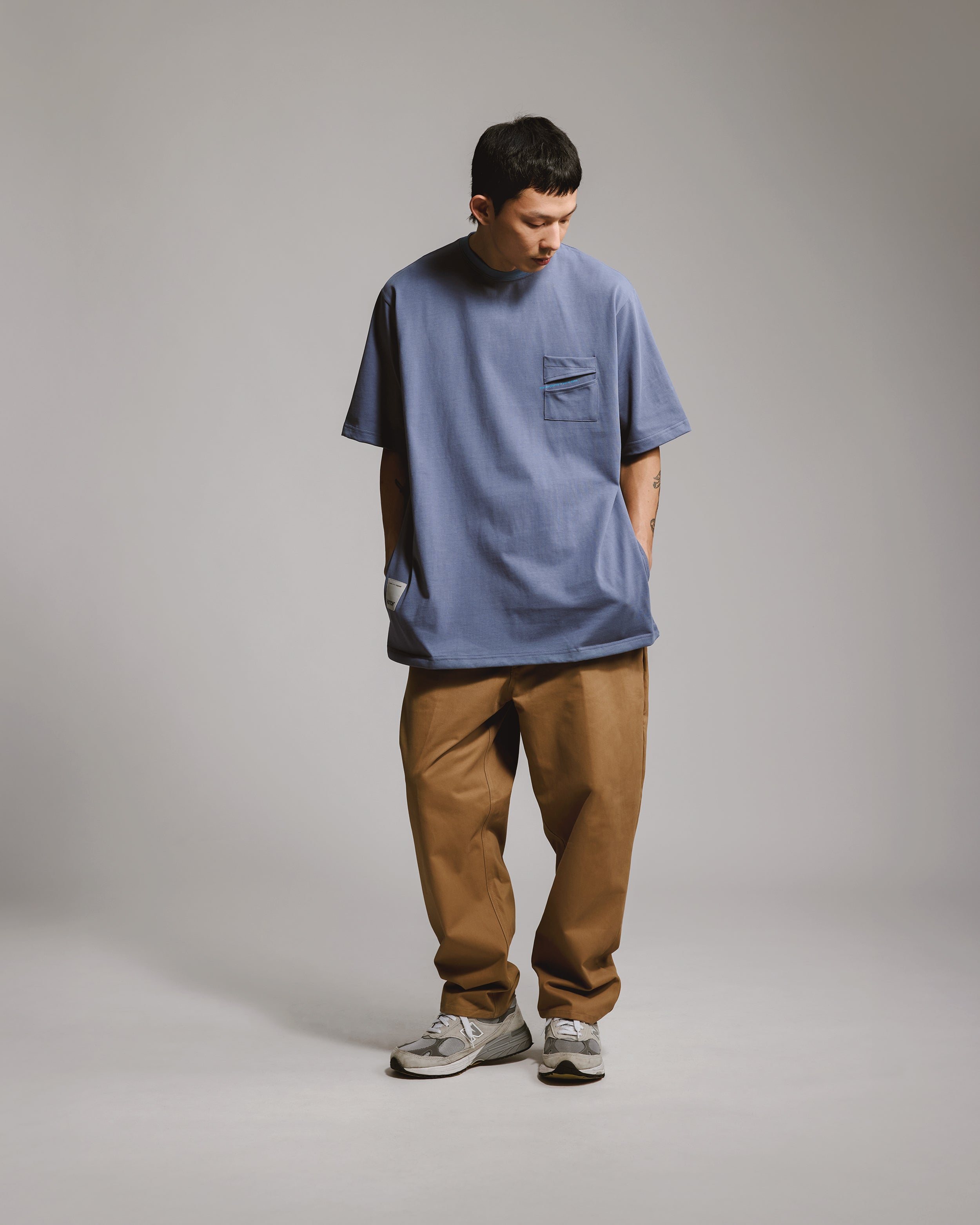 Pocket Up Tee “Slash”