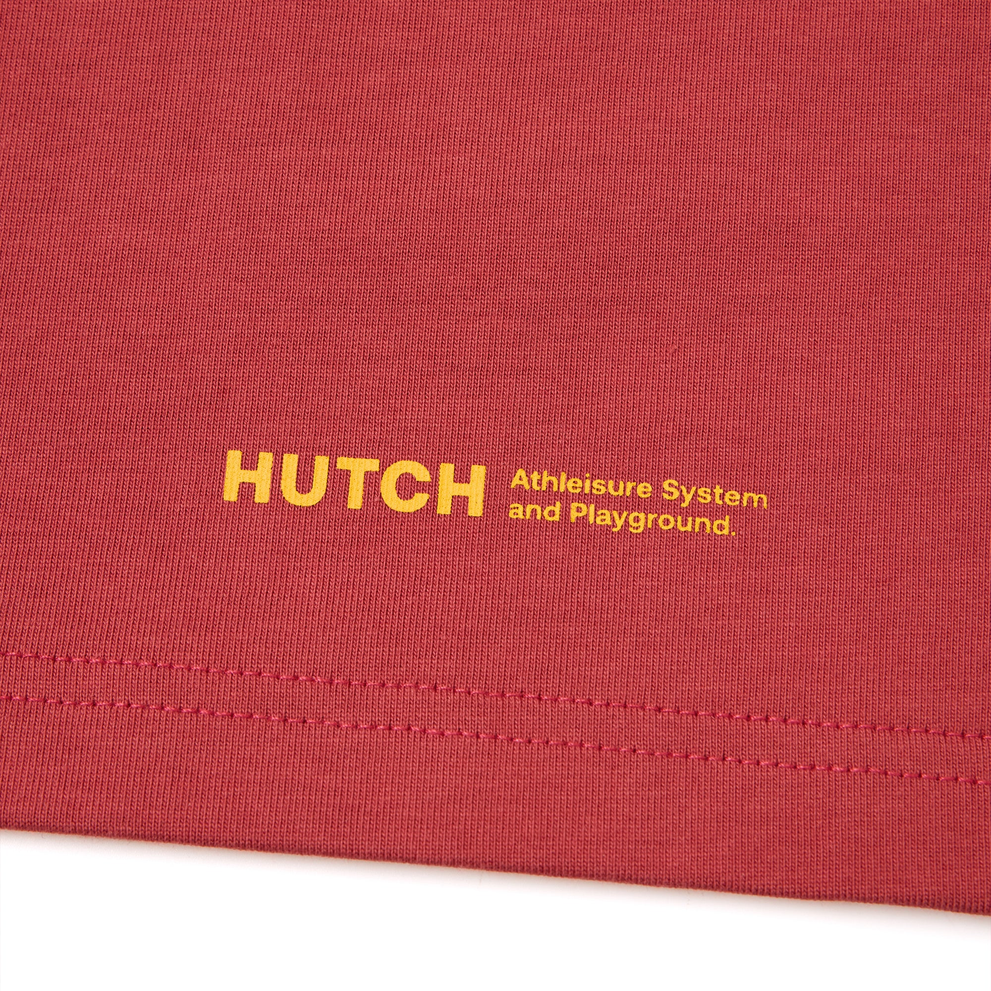 Core HUTCH Tee “Artist yet”